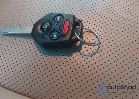 2011 Subaru Outback 2.5I Limited из США, поврежденный, VIN 4S4BRBKC4B3440933